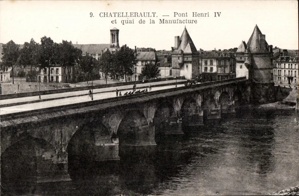 Châtellerault — Brücke Henri IV und Werftquai — n°9 - Vorderseite