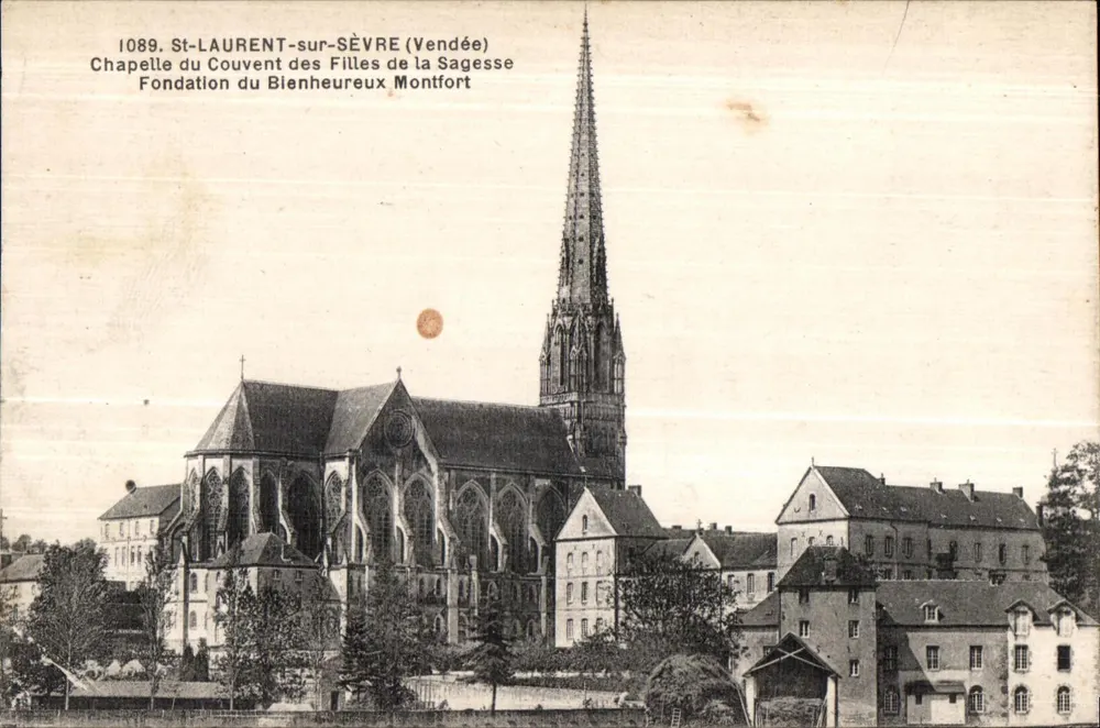 St-Laurent-sur-Sèvre (Vendée) — Kapelle des Konvents der Töchter der Weisheit — Gründung des Seligen Montfort - Vorderseite