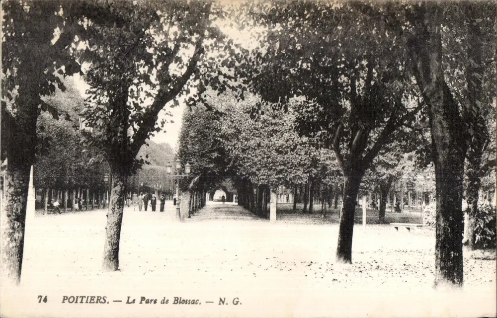 Poitiers — O Parque de Blossac — N.G. - Frente