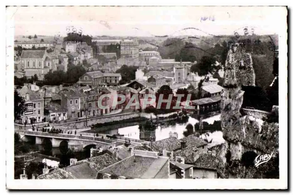 Vista panorâmica de Poitiers — editor Caby, n°15 - Frente