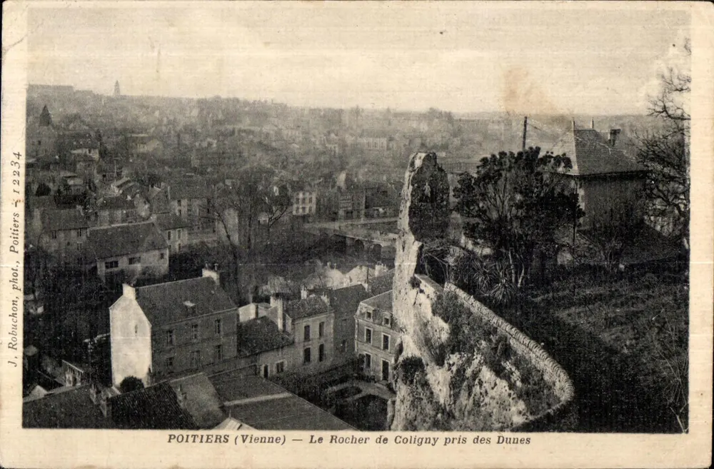 Poitiers (Vienne) — Le Rocher de Coligny pris des Dunes — J. Robuchon, phot. Poitiers, n° 12234 - Vorderseite