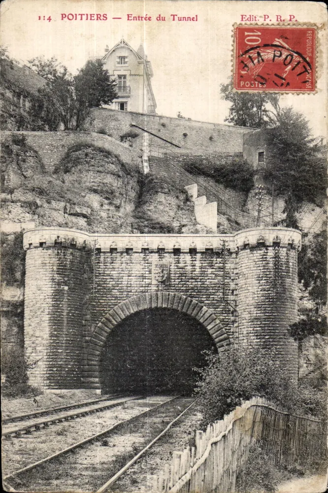 Poitiers — Entrada do Túnel — Edit. P. R. P. - Frente