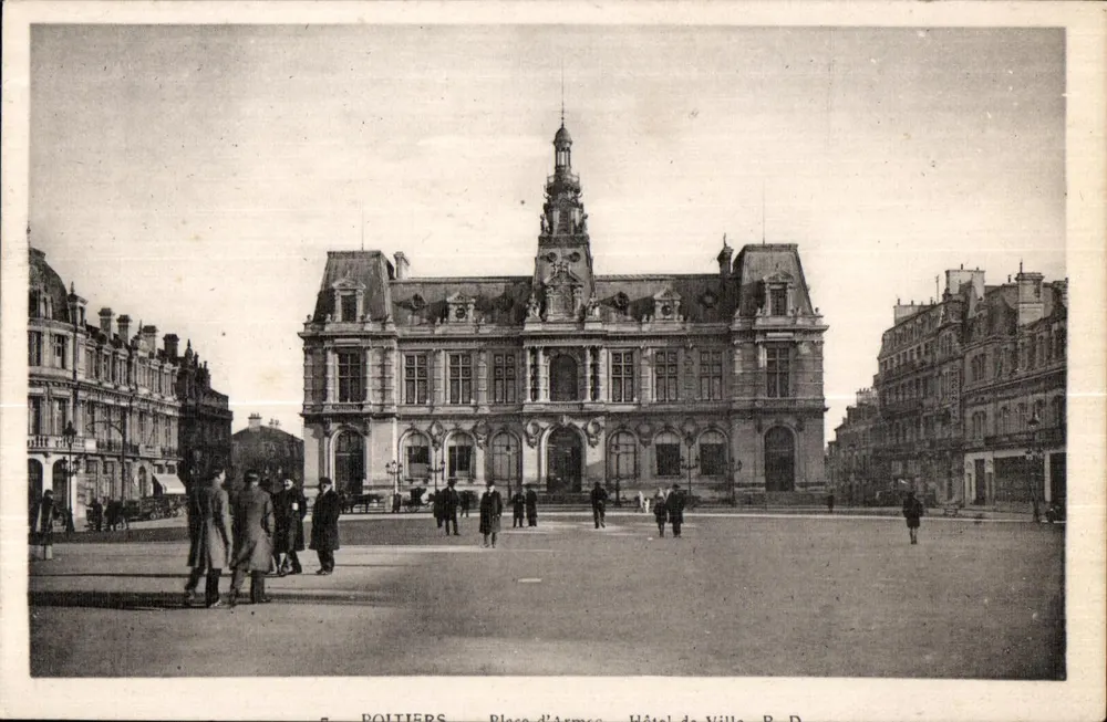 Poltiers — Place d'Armes — Rathaus — R. D. - Vorderseite