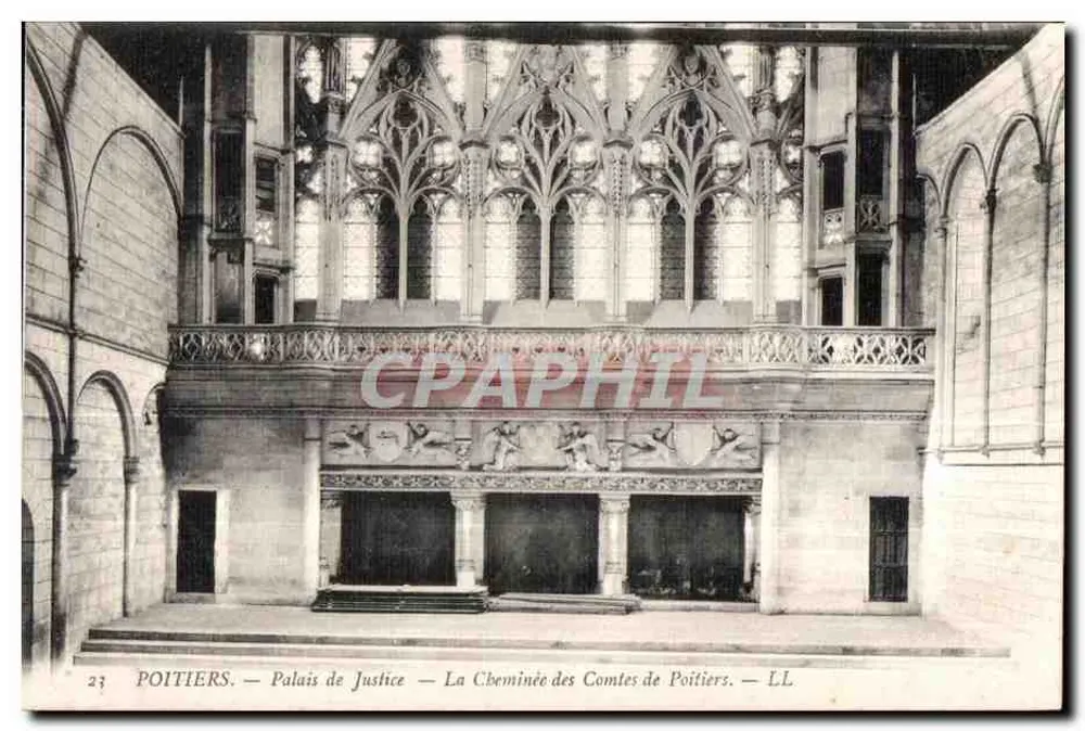 Poitiers — Palast der Gerechtigkeit — Das Kamin der Grafen von Poitiers — LL - Vorderseite
