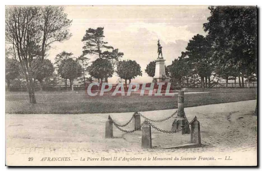 Avranches — Die Stele von Heinrich II. von England und das französische Gedenkmal — LL. - Vorderseite