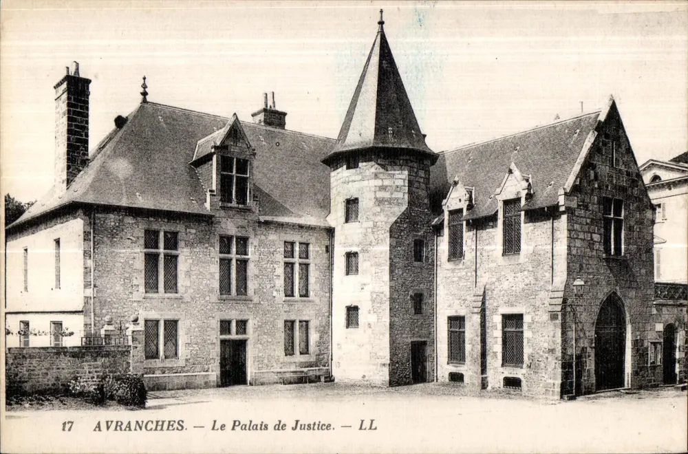 Avranches — O Palácio de Justiça — LL - Frente