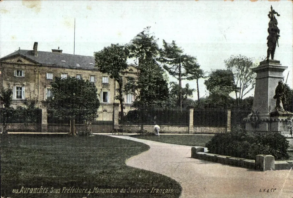 AvrancheS — Unterprefektur und französisches Gedenkmonument — L.V. & Cie - Vorderseite