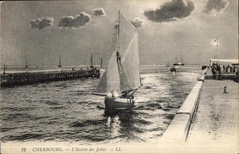 Cherbourg — Der Eingang zu den Piers — LL - Vorderseite