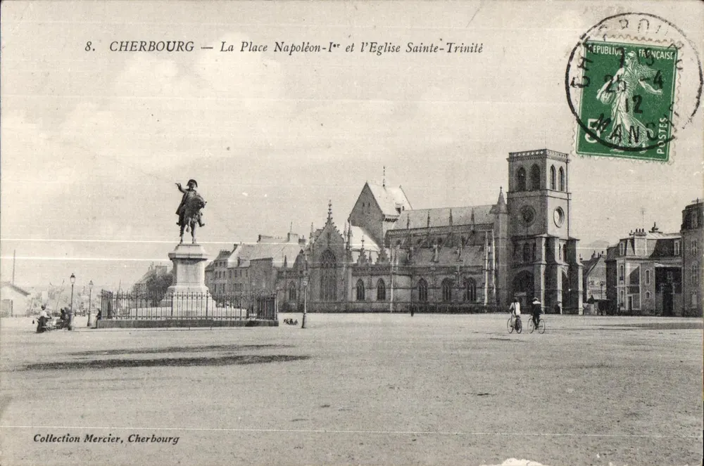 Cherbourg — Place Napoléon-Ier und die Kirche Sainte-Trinité — Sammlung Mercier, Cherbourg - Vorderseite