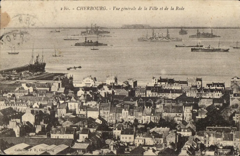 Cherbourg - Allgemeiner Blick auf die Stadt und den Hafen — Sammlung P. B., Cherbourg - Vorderseite