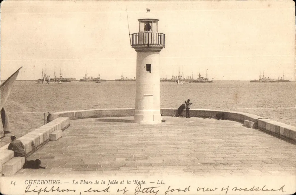 Cherbourg — O Farol da Ponte e a Baía — LL. N°14 - Frente