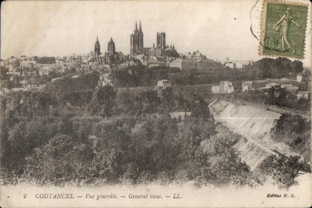 Coutances — Vista geral — Edição N.G. - Frente