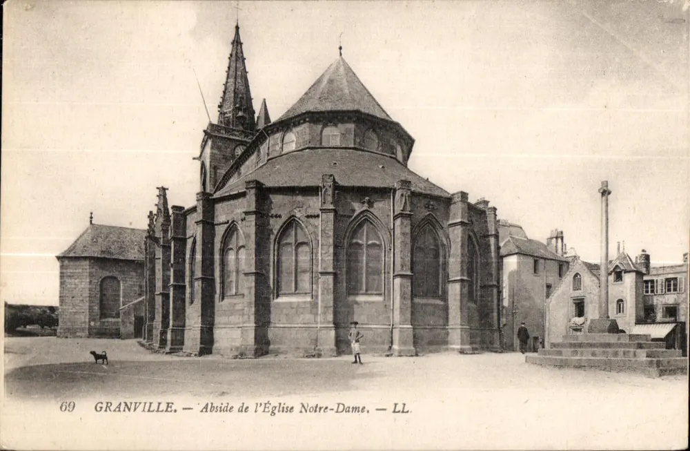 Granville — Abside der Kirche Notre-Dame — LL. - Vorderseite