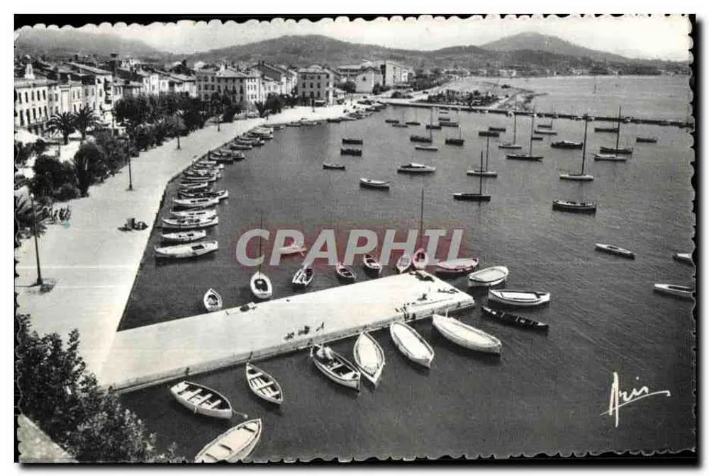 Sanary-sur-Mer — Allgemeiner Blick auf den Hafen — Éditions ARIS, n°260 - Vorderseite