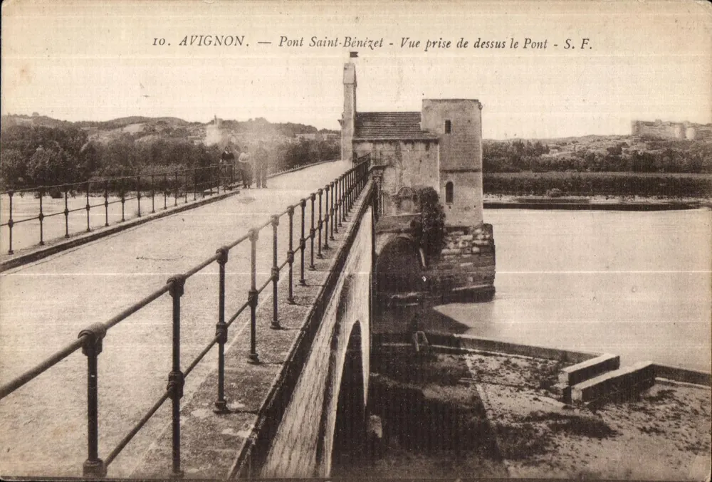 Avignon — Pont Saint-Bénézet — Vue prise de dessus le Pont — S.F. - Vorderseite
