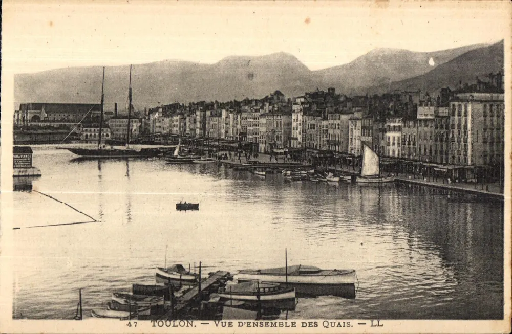Toulon — Vista geral dos cais — LL - Frente