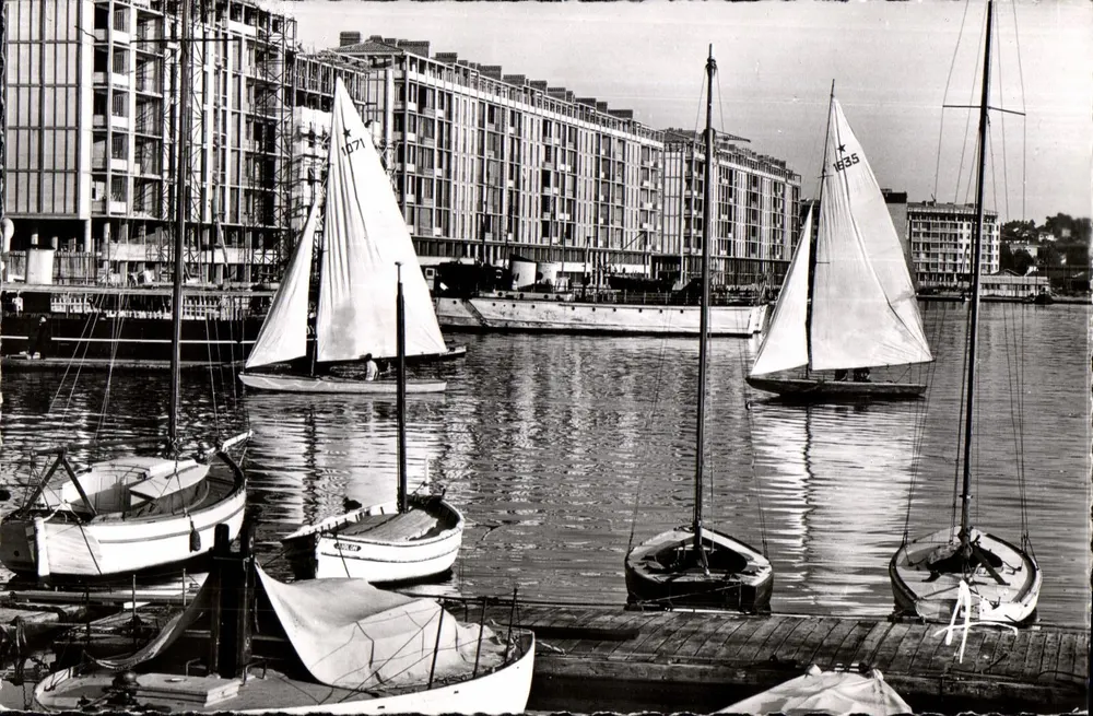 Toulon — Der neue Stalingrad-Kai — Éditions ARIS - Vorderseite