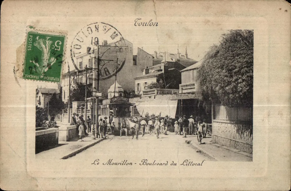 Le Mourillon - Boulevard du Littoral — belebte Szene mit Straßenbahn — Verlag DAMES DE FRANCE - Vorderseite