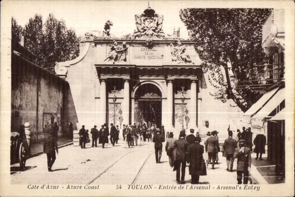 Toulon — Eingang zum Arsenal — Verlag: IMP. DE LA CÔTE D'AZUR ILLUSTRE, n° 54 - Vorderseite