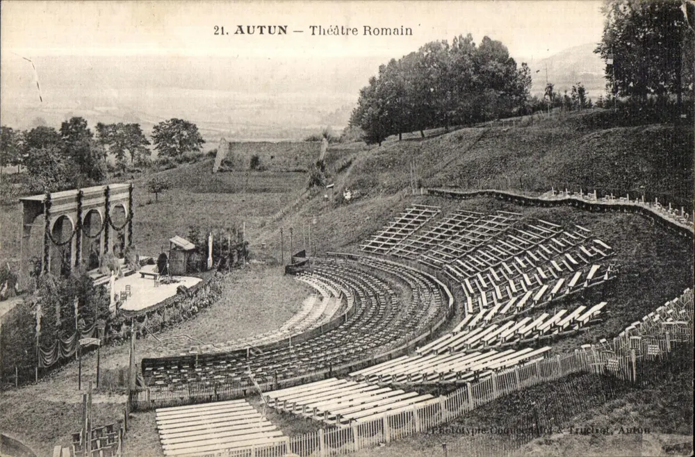 Autun — Teatro Romano — Fototipia Coggedano & Triguel, Autun - Frente