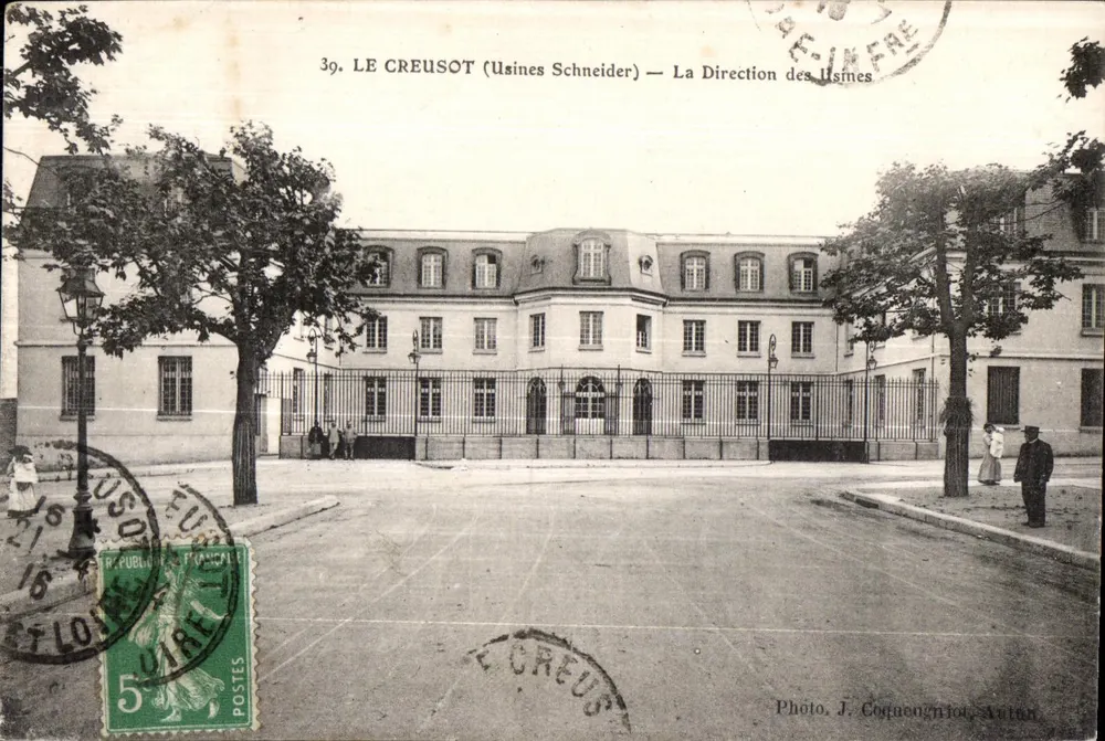 Le Creusot (Fábricas Schneider) — A Direção das Fábricas — Foto J. Coquegniot, Autun - Frente