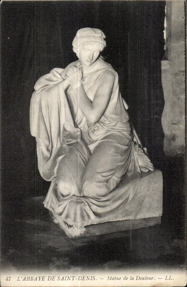 A ABBADIA DE SAINT-DENIS — Estátua da Dor — LL. n°47 - Frente