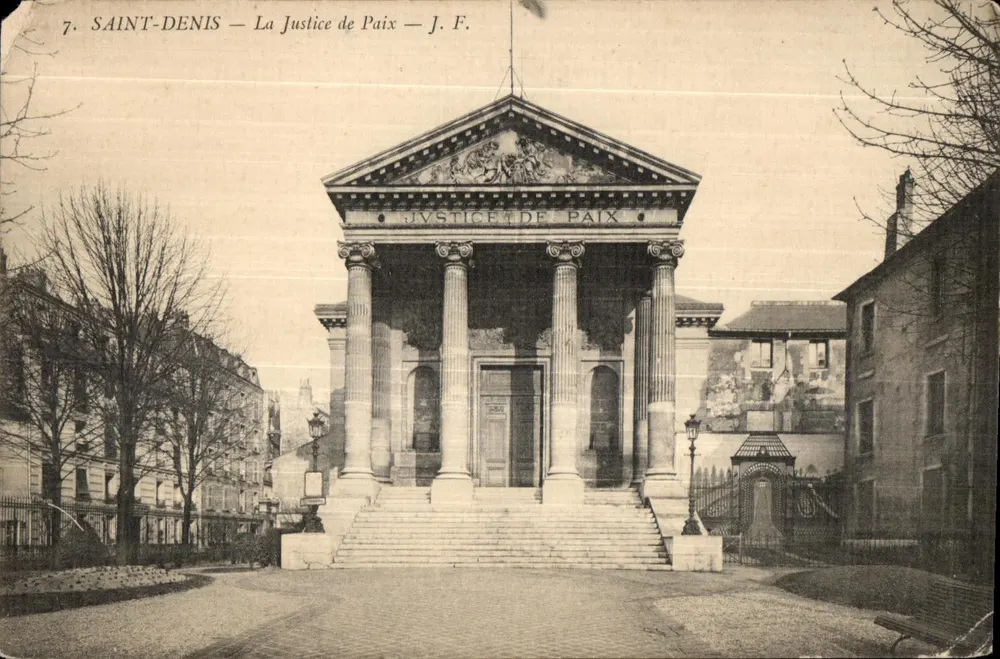 SAINT-DENIS — La Justice de Paix — J.F. - Frente