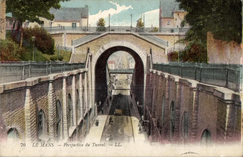 Le Mans — Perspectiva do Túnel — LL. — n°70 - Frente
