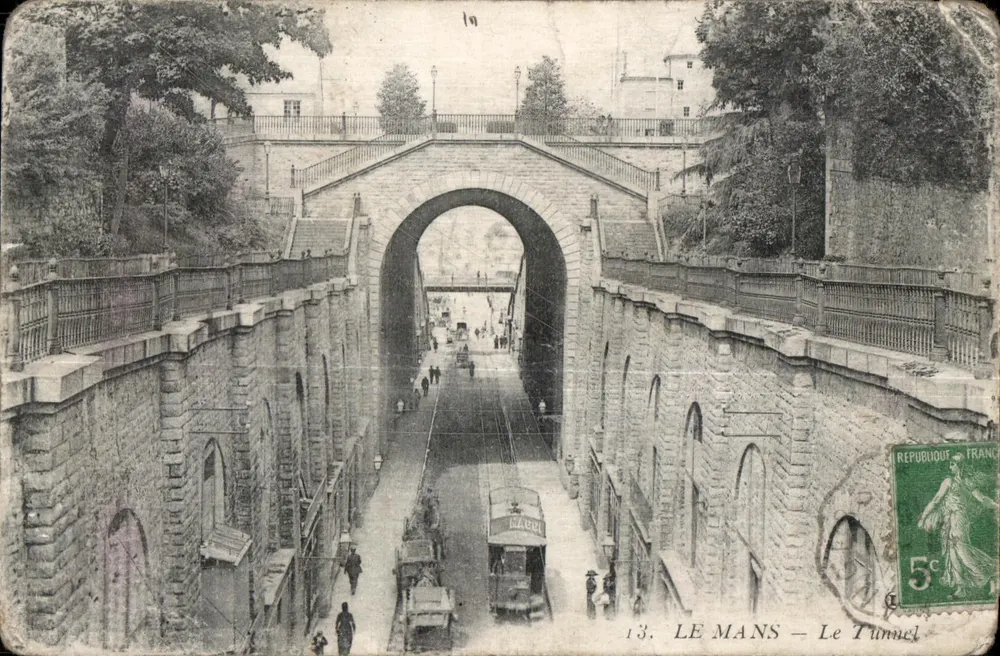 Le Mans — Le Tunnel — éditeur MAUJU, n°13 - Frente