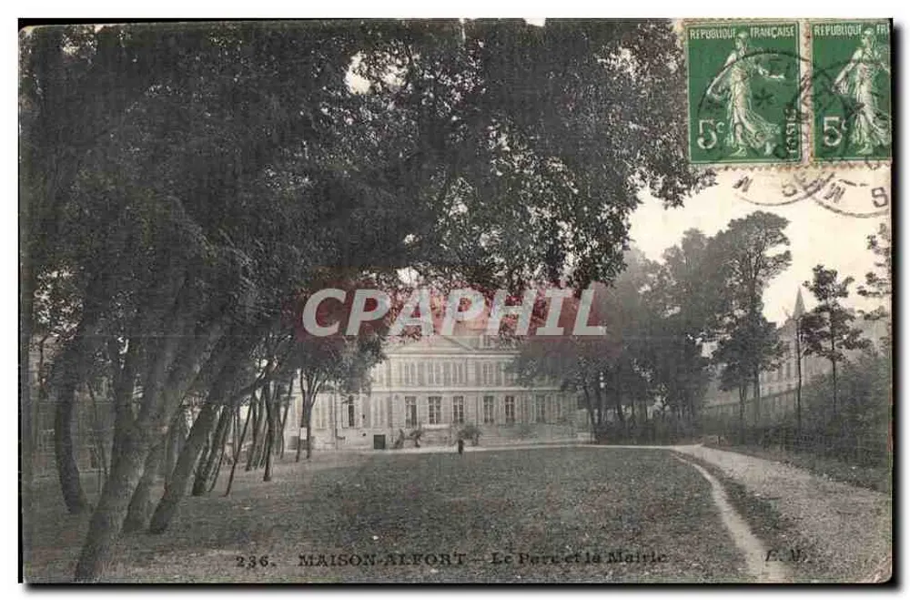 MAISON-ALFORT — Der Park und das Rathaus — E. Malcult, Fotoverlag, Paris - Vorderseite