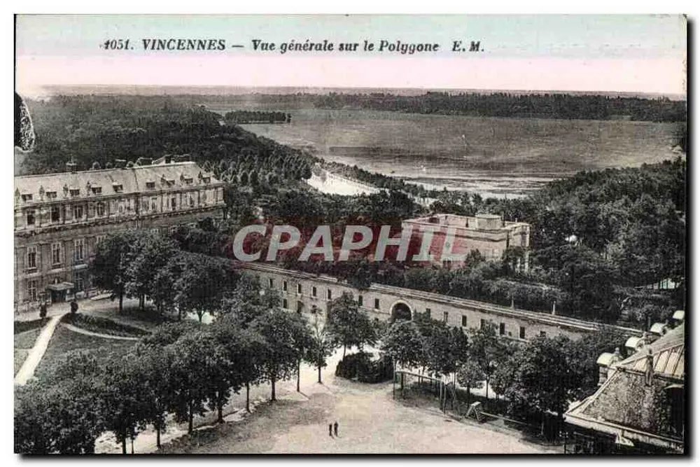 Vincennes — Vista geral sobre o Polígono — E. M. n° 4051 - Frente