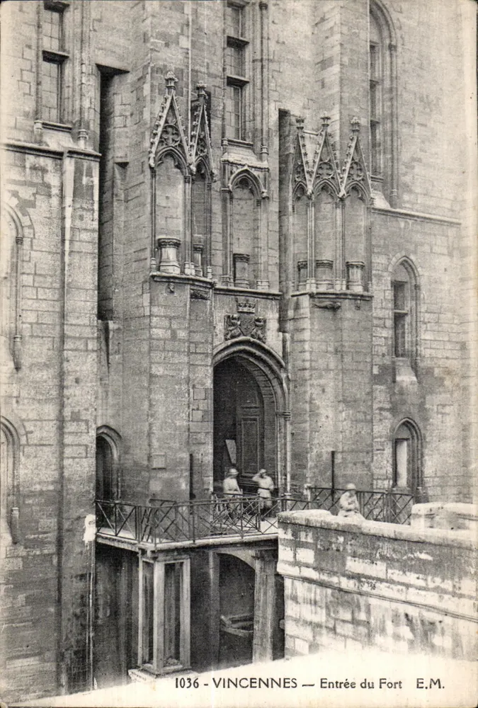 Vincennes — Entrada do Forte — E.M. n°1036 - Frente