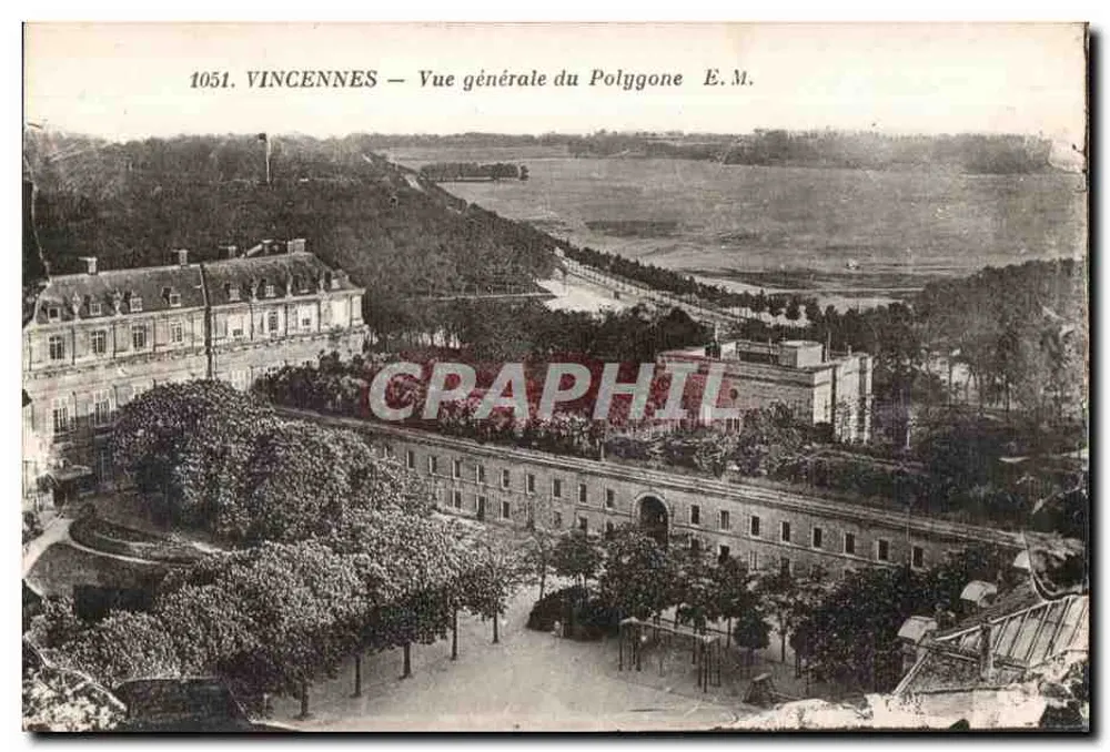 Vincennes — Vista geral do Polígono — E.M. n°1051 - Frente