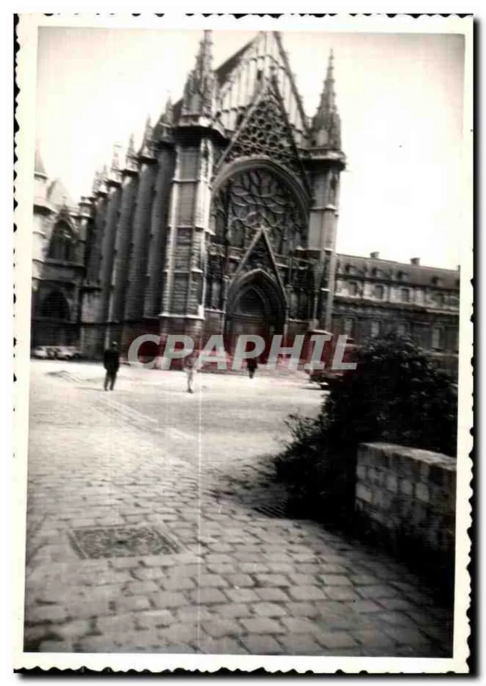 Portal da catedral de Sens — vista da praça — editor desconhecido - Frente