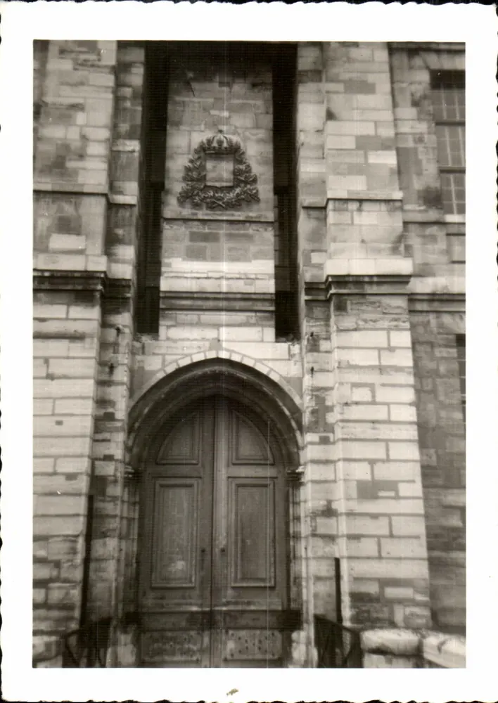 Castelo de Tincennes — Cour du Bois — Antigo Castelo de Henri IV - Frente