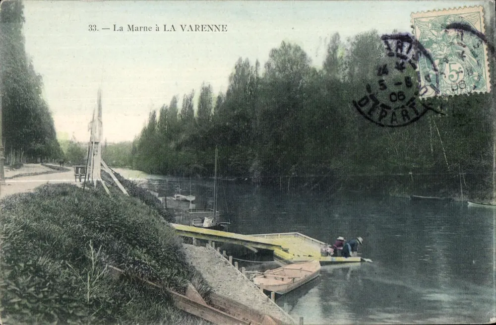 A Marne em LA VARENNE — vista do cais e de um barco — editor P. Marmuse, Paris, n°33 - Frente