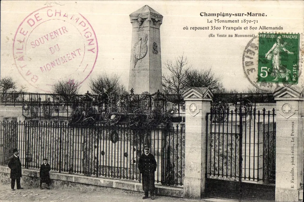 Champigny-sur-Marne — Gedenkstein für die Gefallenen der Schlacht von Champigny 1870-71 — E. Faciotle, Foto. Verlag Le Perreux - Vorderseite