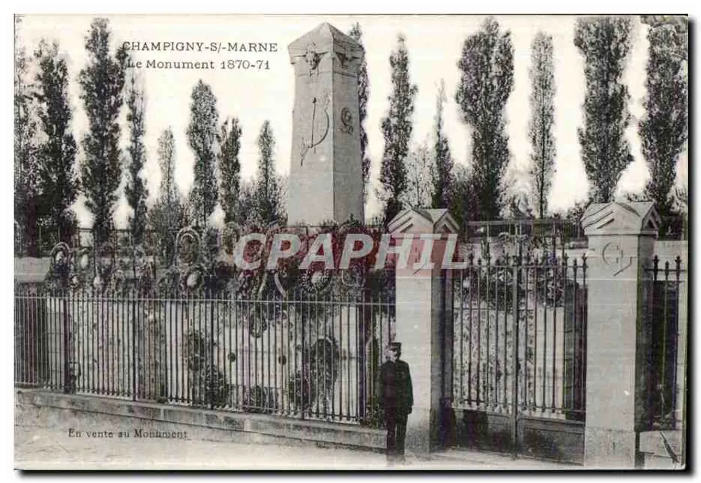चंपिग्नी-सर-मार्ने — 1870-71 के स्मारक — स्मारक पर बिक्री हो रही है - आगे