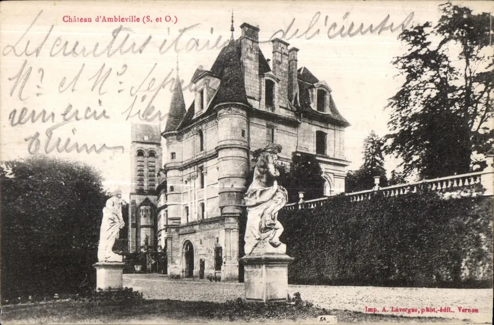 Castello d'Ambleville (S. e O.) — vista del castello con statue — Imp. A. Lévergne, fot. ed. Vernon - Recto