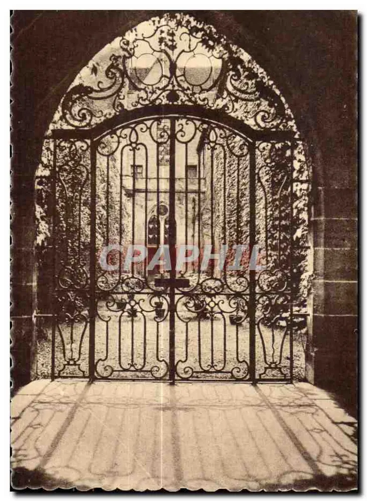 Hof der Abtei Répyament — Abtei Répyament — Verlag G. Farnet, Foto. Viarres (S. et O.) - Vorderseite