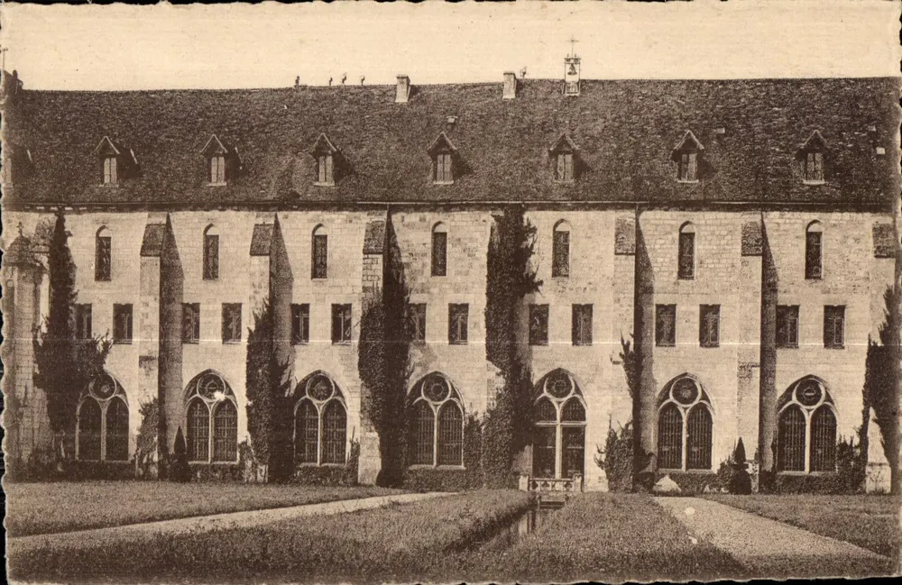 Abtei Reyvaulx — Dornots-Gebäude — G. Barraud, Varmes-sur-Oise (S.-et-O.) - Vorderseite