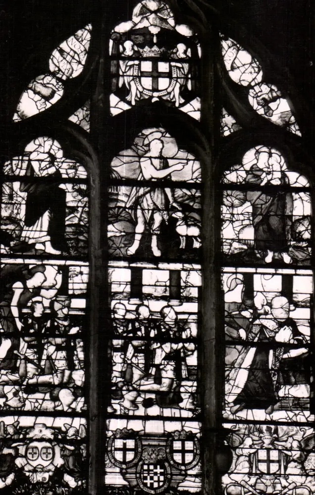 Montmorency — Glasfenster (16. Jahrhundert) mit Guillaume de Montmorency, Gründer der Kirche, seine fünf Söhne: St-Guillaume, St-Pierre, St-Paul, St-Benoît und St-Gerome - Vorderseite