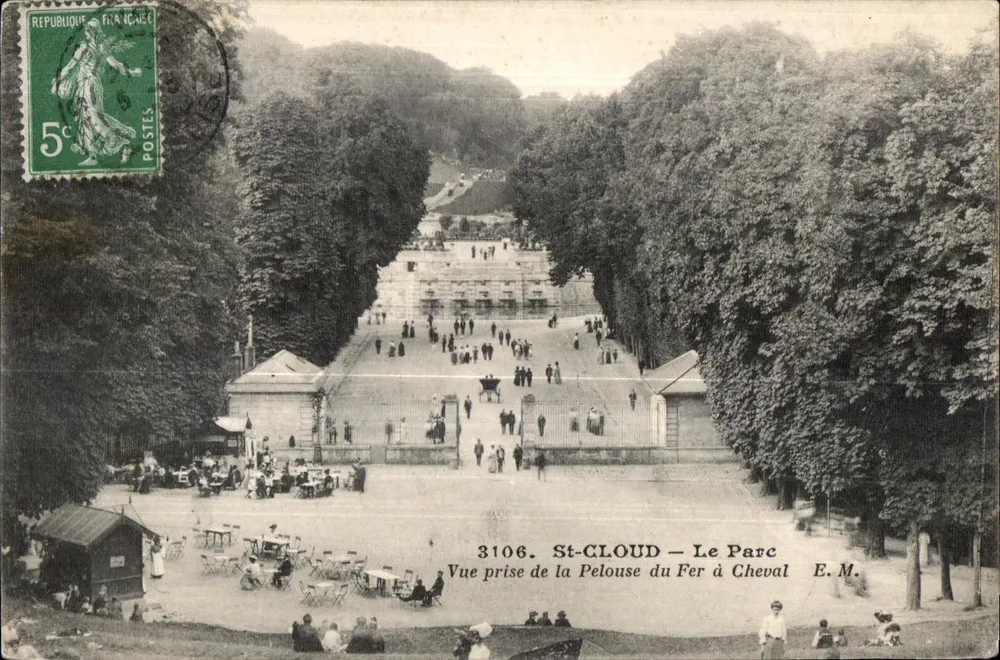 St-Cloud — Der Park — Aufnahme vom Rasen des Eisenpferds — E.M. — n°3106 - Vorderseite