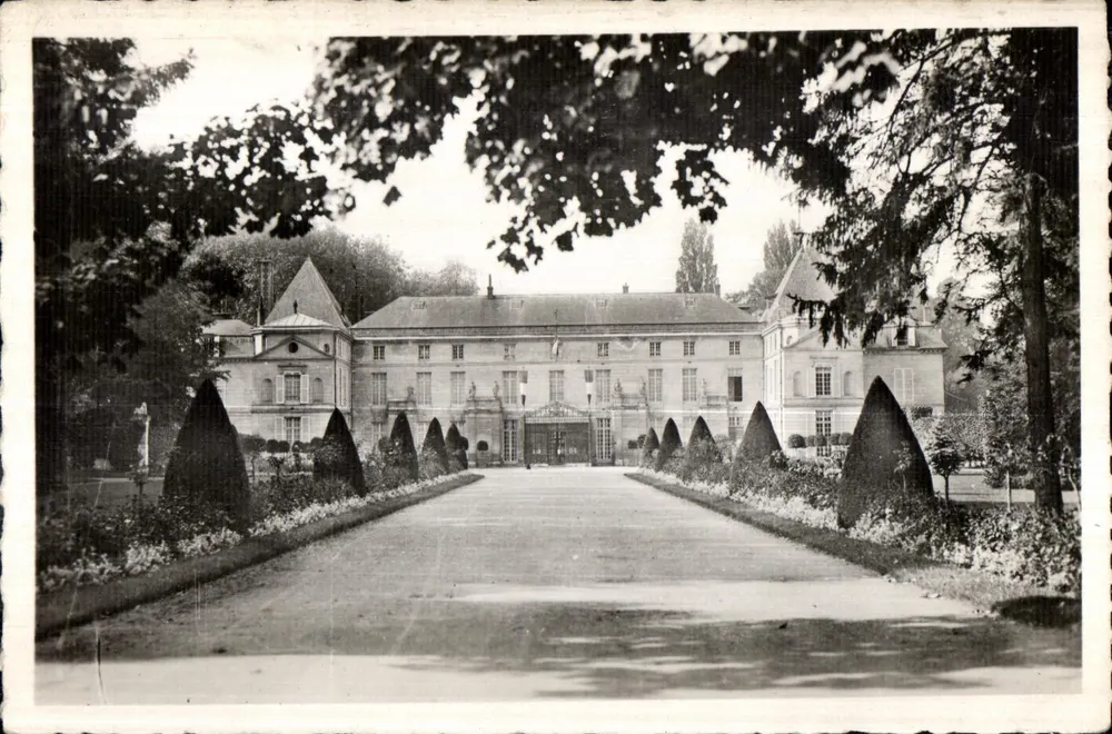 Zamek Malmaison — Rueil-Malmaison (S.-et-O.) — Artisen - Awers