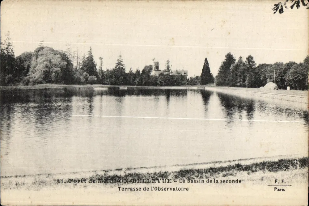 Wald von Médon-Bellevue — Der Zweite See — Terrasse des Observatoriums — F.F. Paris - Vorderseite