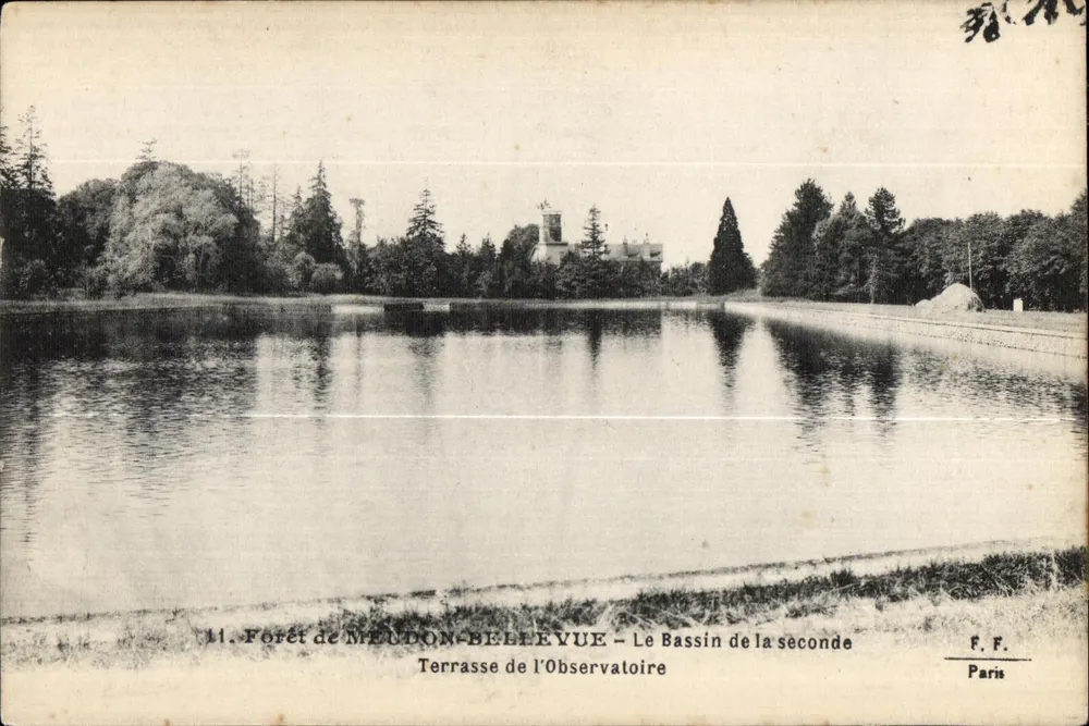 Wald von Meudon-Bellevue — Der Zweite See — Terrasse des Observatoriums — F. F. Paris - Vorderseite