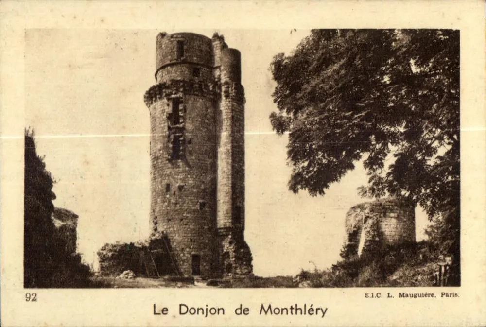 O Donjon de Monthléro — ruínas de um donjon medieval — E.I.C. L. Mauguière, Paris, n°92 - Frente