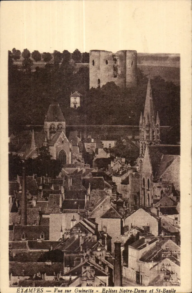 Étampes — Ansicht von Guinette — Kirchen Notre-Dame und St-Basile - Vorderseite