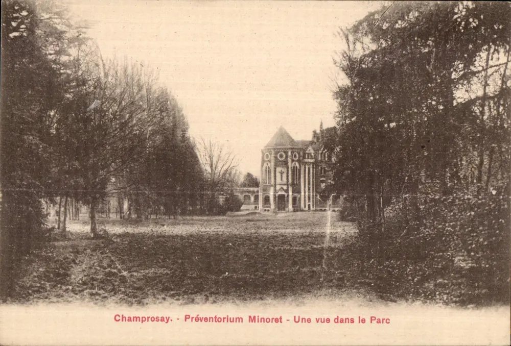 Champrosay - Minoret-Präventorium - Eine Ansicht im Park - Vorderseite