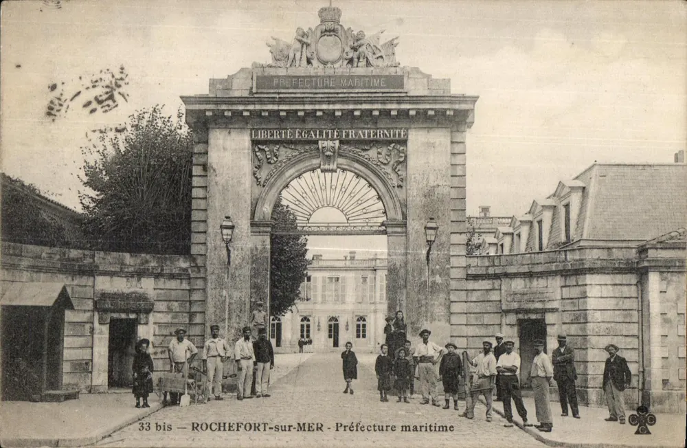 ROCHEFORT-sur-MER — Prefeitura Marítima — 33 bis - Frente